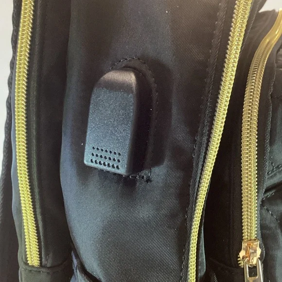 Matein Black Backpack and Pouch Set - Picture 5 of 9